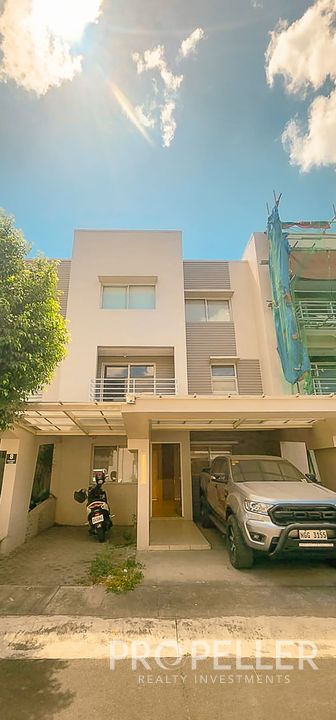 Ametta Place, Pasig – 3-Bedroom Townhouse