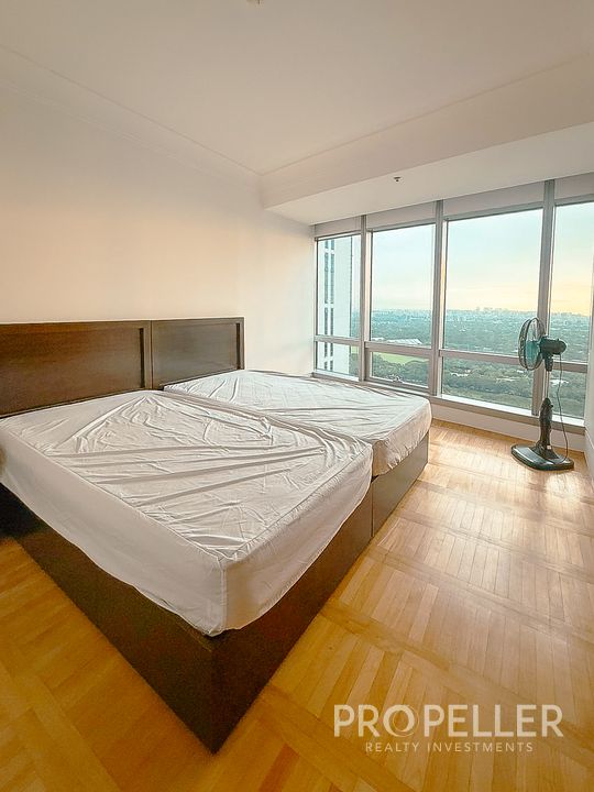 One McKinley Place, Bonifacio Global City, Taguig – 2-Bedroom Condo - Image 7