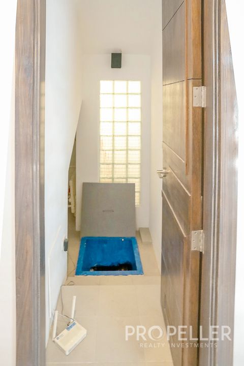Tomas Morato Avenue, Quezon City – 4-Storey Townhouse with Pool (Ready for Occupancy) - Image 10
