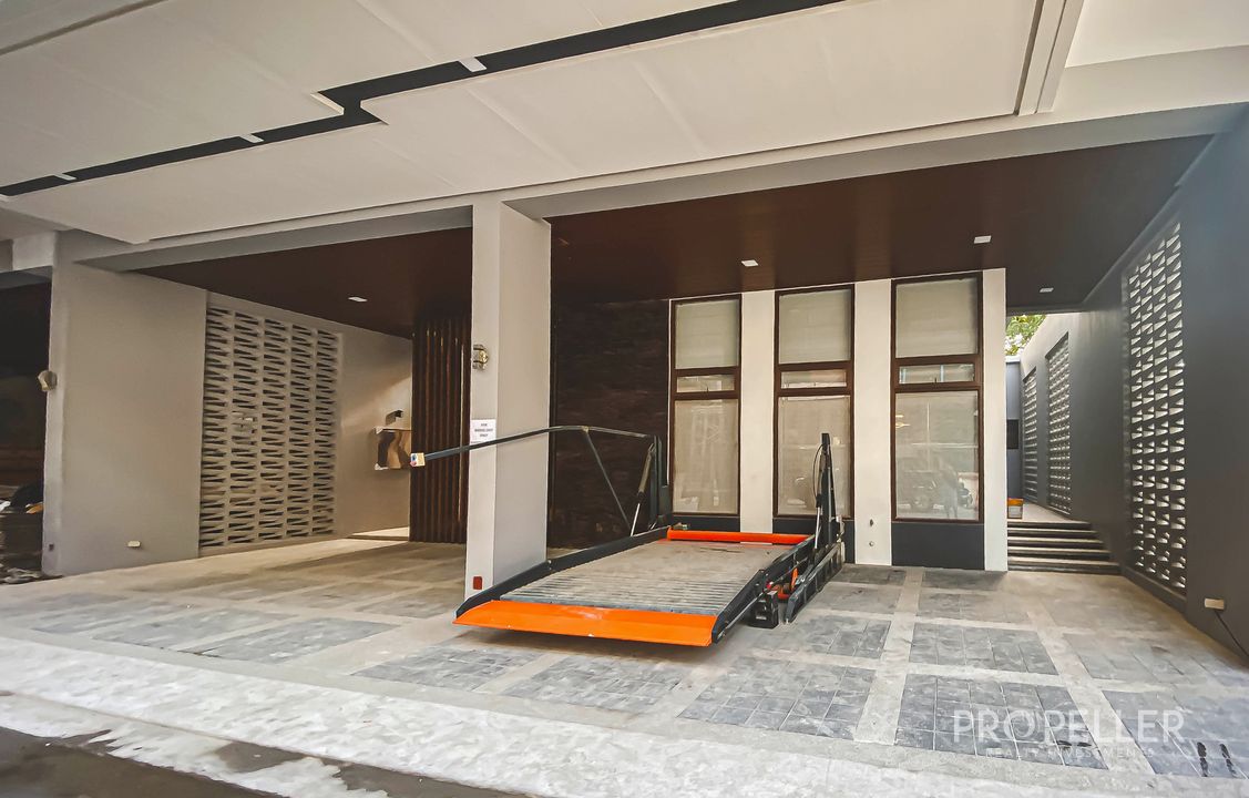 6th Street, New Manila, Quezon City – 3-Storey Townhouse with Pool (Pre-selling) - Image 2