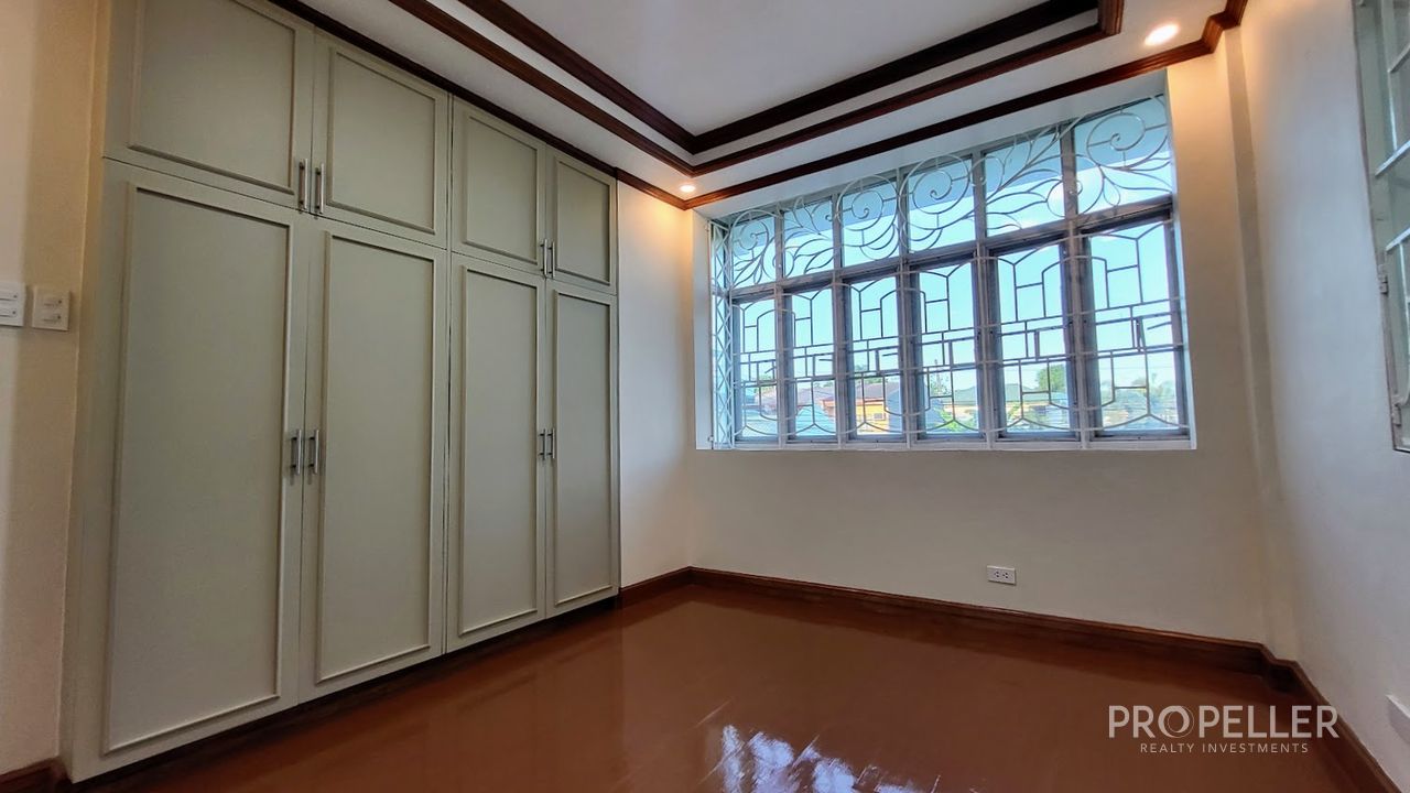 Tredia St., Village East, Cainta - 3 Storey Apartment Unit - Image 12