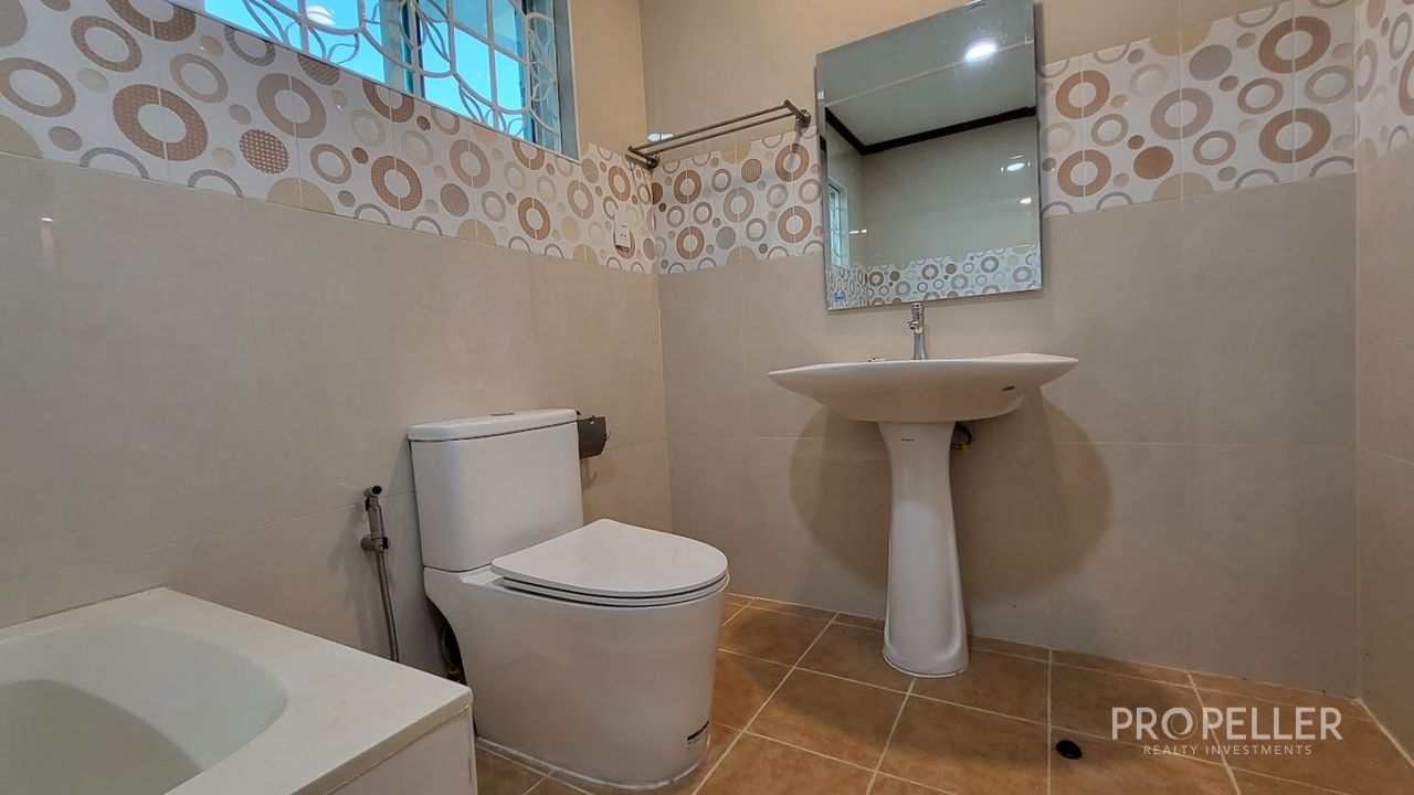 Tredia St., Village East, Cainta - 3 Storey Apartment Unit - Image 17