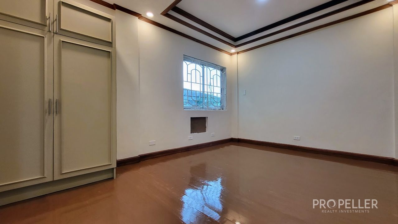 Tredia St., Village East, Cainta - 3 Storey Apartment Unit - Image 13