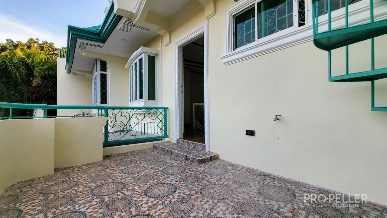 Tredia St., Village East, Cainta - 3 Storey Apartment Unit - Image 10