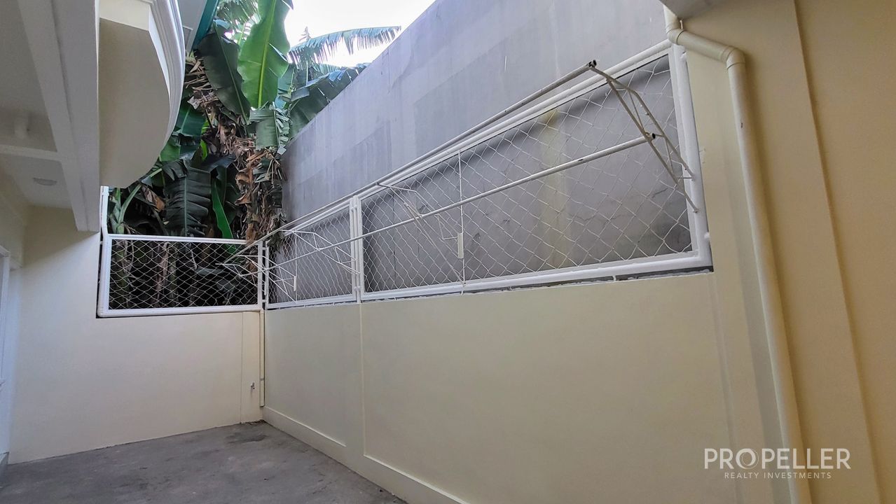 Tredia St., Village East, Cainta, Rizal - 2 Storey Apartment Unit - Image 4