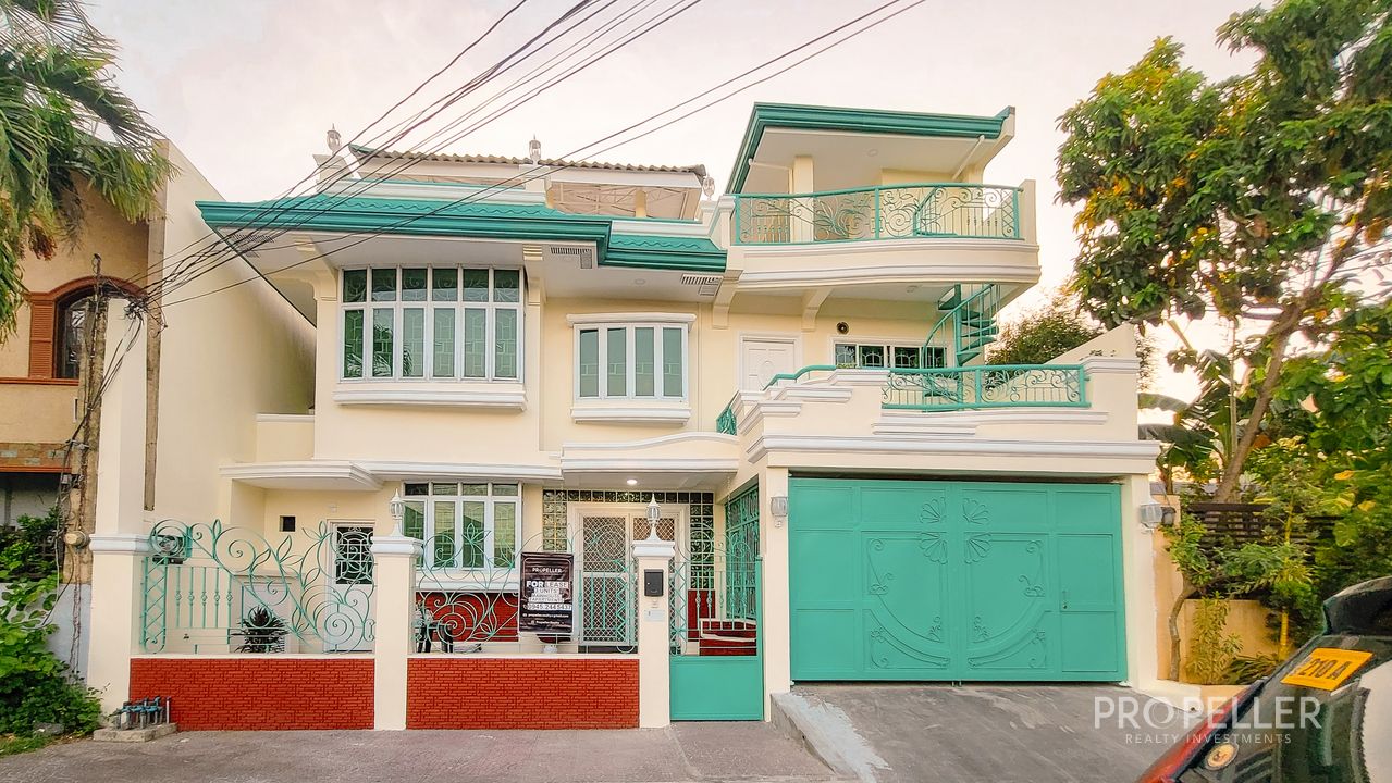 Tredia St., Village East, Cainta - 2-Bedroom Apartment - Image 20