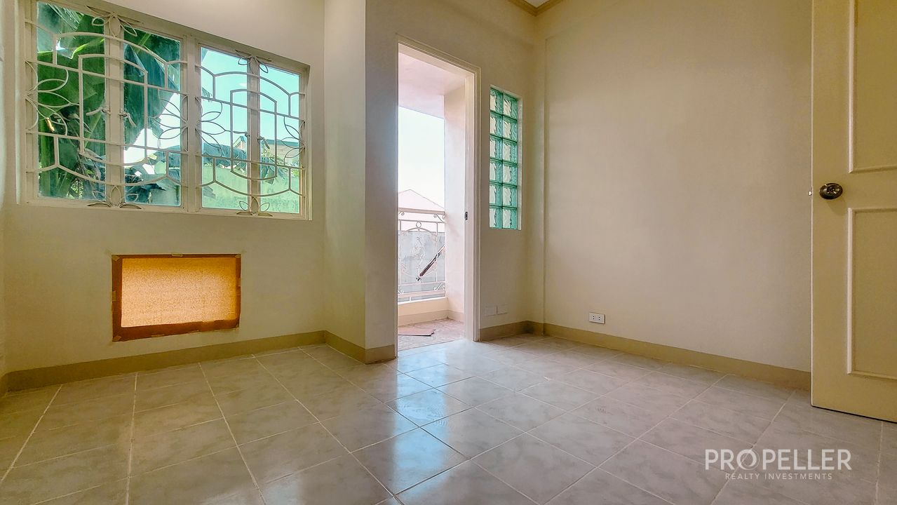 Tredia St., Village East, Cainta - 2-Bedroom Apartment - Image 3