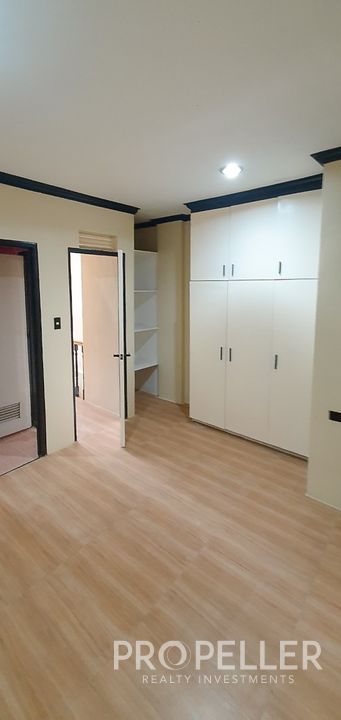 Cubao, Quezon City - Townhouse - Image 10