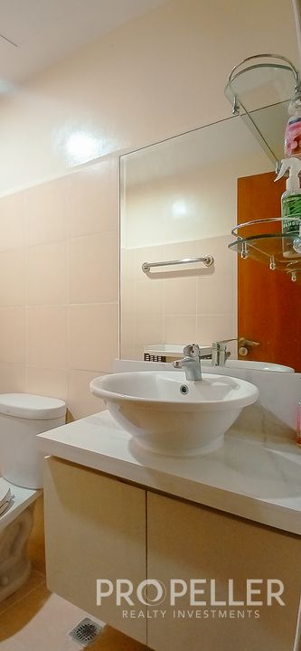 Eastwood Parkview 1, Eastwood City, Quezon City - 1-Bedroom Unit - Image 3
