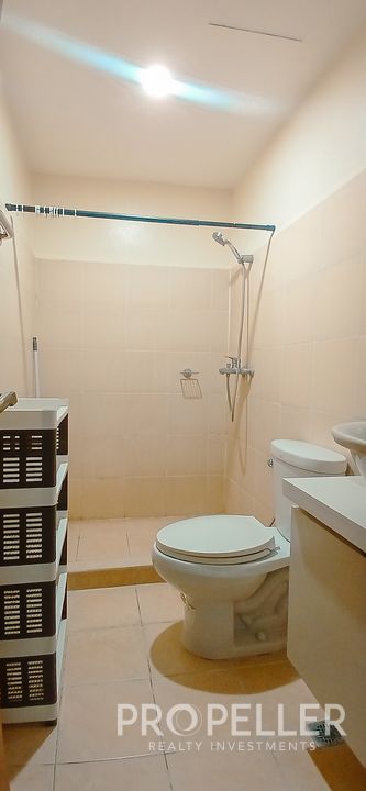 Eastwood Parkview 1, Eastwood City, Quezon City - 1-Bedroom Unit - Image 2