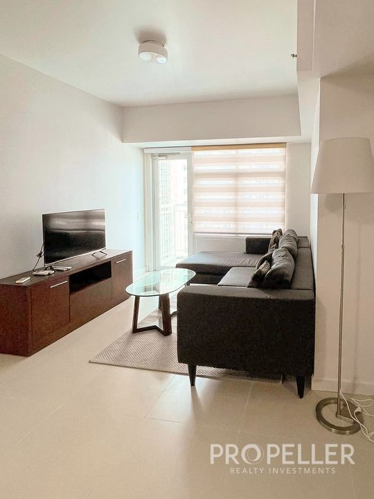 The Red Oak Tower, Bonifacio Global City, Taguig - 3-Bedroom Corner Unit - Image 2