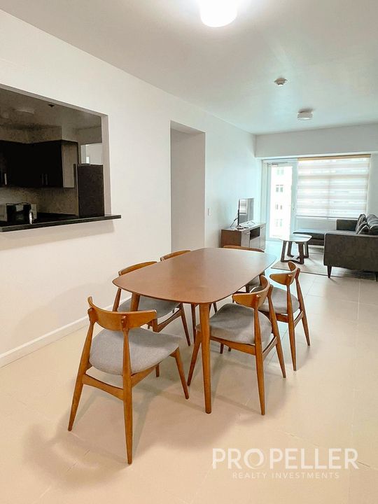 The Red Oak Tower, Bonifacio Global City, Taguig - 3-Bedroom Corner Unit
